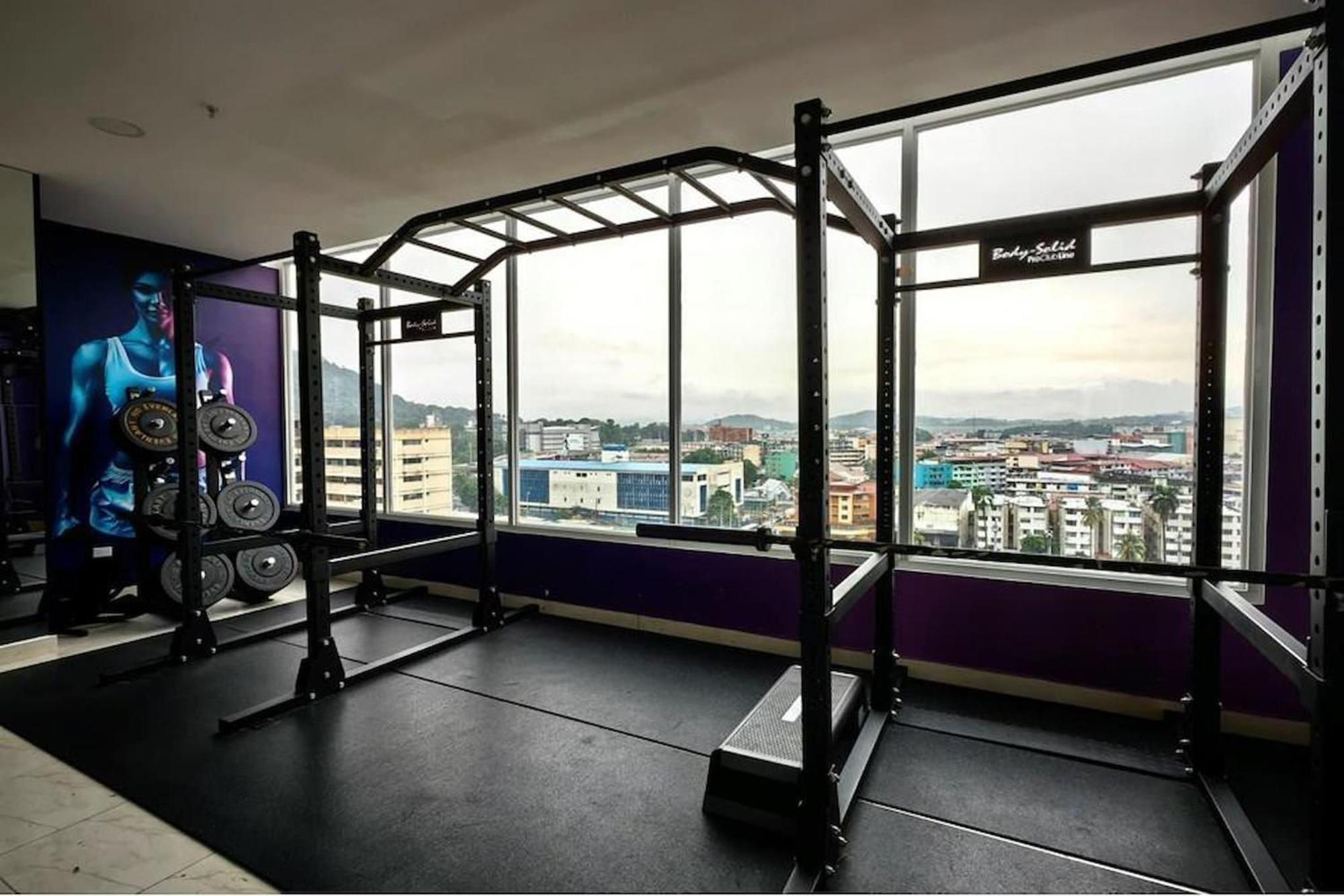 In Guest - Guest With Shared Facilities Panama City