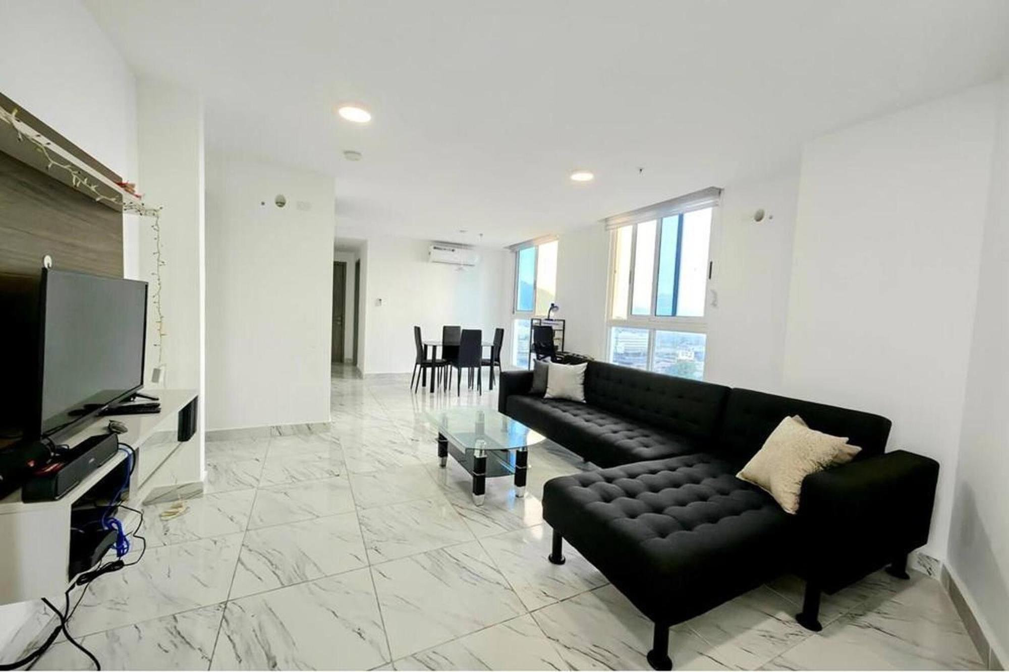 In Guest - Guest With Shared Facilities Guest house